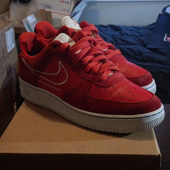 Nike Air Force 1 (Rare) First Use University Red Mens 8.5 Womens 10 EUC - Picture 3 of 9